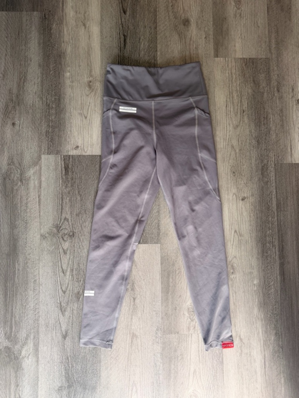 Superfresh High-Waist Active Leggings in Taupe Size small